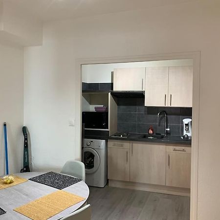 Aubenas : Beau Studio, Proche Du Chateau מראה חיצוני תמונה